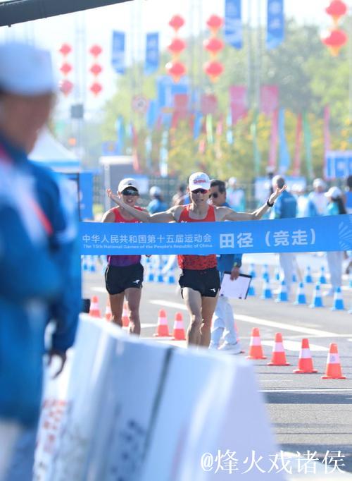 十五运会田径首金诞生 张俊男子20公里竞走成功卫冕 十五运会田径首金诞生 张俊男子20公里竞走成功卫冕